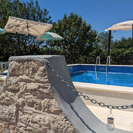 Apartman Aja Kaštelir Exteriör bild